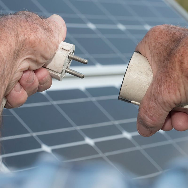 Lumenaza GmbH: Wegbereiter für innovative Photovoltaik-Lösungen